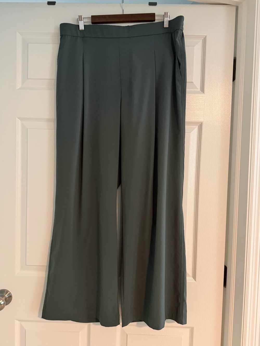 Lou & Grey Wide-Leg Trousers in Dusty Sage
